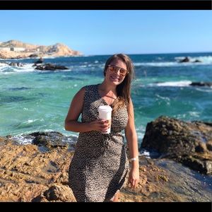 Meet your Posher, Alexis